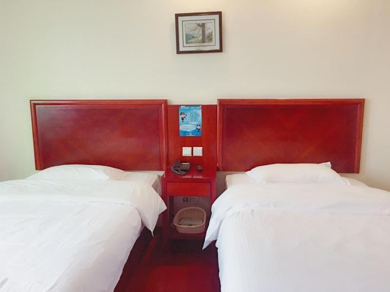 Greentree Inn Shanghai Pudong Airport Wild Animal Park Express Hotel Nanhui Екстериор снимка