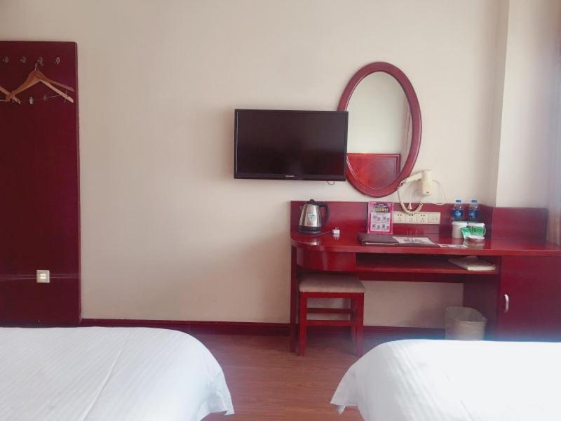 Greentree Inn Shanghai Pudong Airport Wild Animal Park Express Hotel Nanhui Екстериор снимка